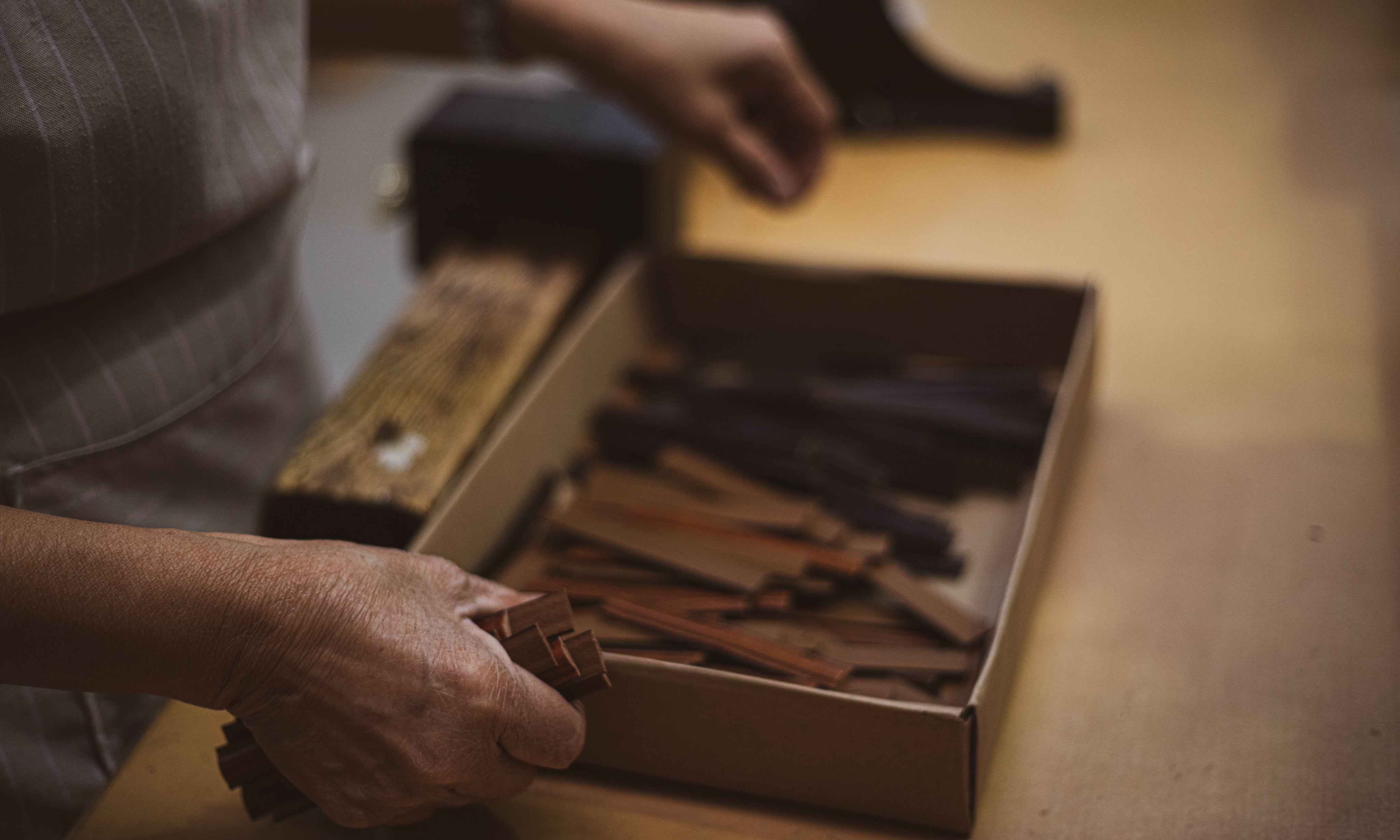 How to Spot a Well-Made Leather Item in 30 Seconds