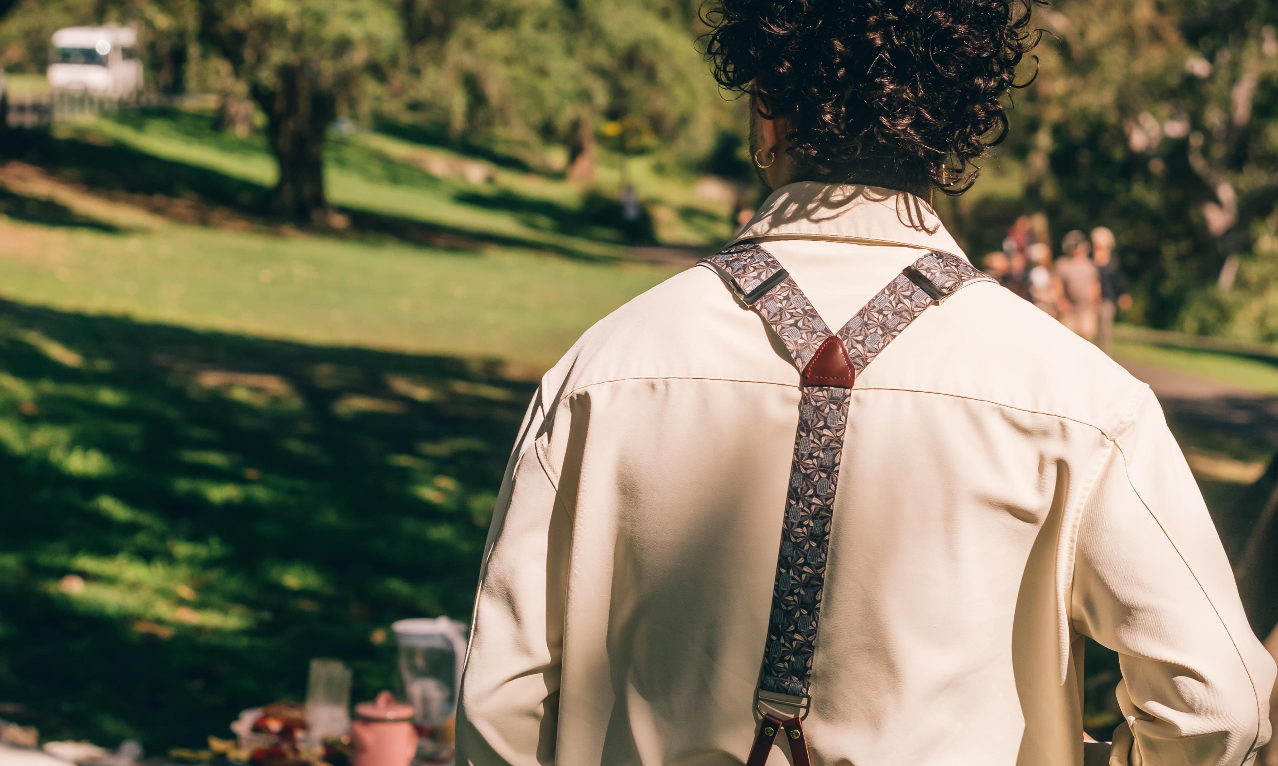 Suspenders vs Belts: Which One Should You Be Wearing?